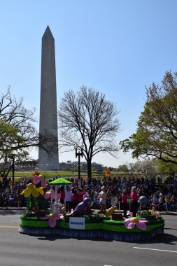 2016 Ulusal Cherry Blossom geçit töreninde Washington Dc
