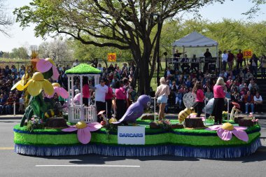2016 Ulusal Cherry Blossom geçit töreninde Washington Dc