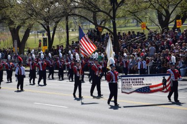 2016 Ulusal Cherry Blossom geçit töreninde Washington Dc
