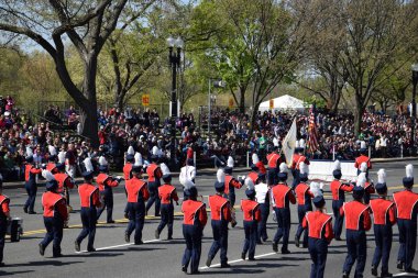2016 Ulusal Cherry Blossom geçit töreninde Washington Dc