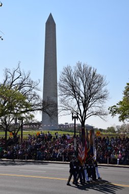 2016 Ulusal Cherry Blossom geçit töreninde Washington Dc