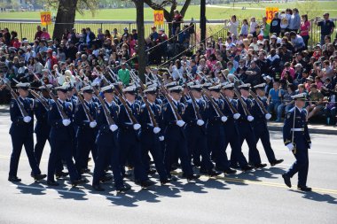 2016 Ulusal Cherry Blossom geçit töreninde Washington Dc