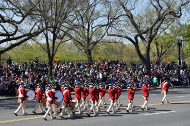 2016 Ulusal Cherry Blossom geçit töreninde Washington Dc