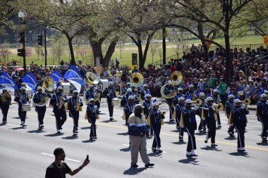 2016 Ulusal Cherry Blossom geçit töreninde Washington Dc