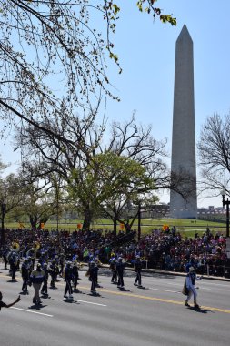 2016 Ulusal Cherry Blossom geçit töreninde Washington Dc