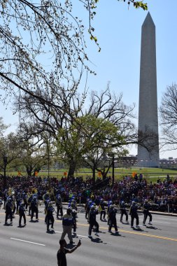 2016 Ulusal Cherry Blossom geçit töreninde Washington Dc