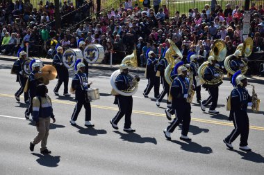 2016 Ulusal Cherry Blossom geçit töreninde Washington Dc