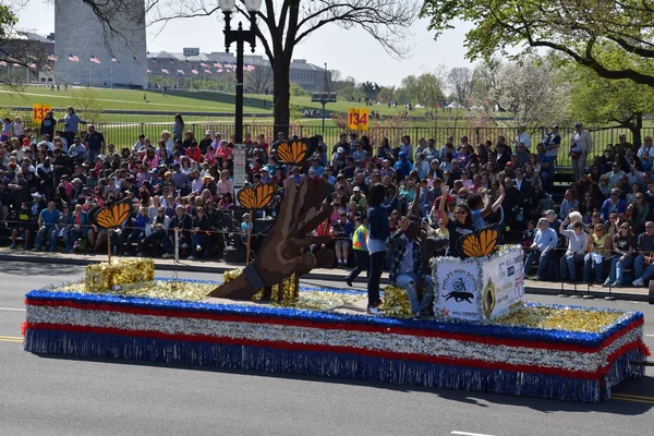 Desfile Nacional de Flores de Cerezo 2016 en Washington DC — Foto de Stock