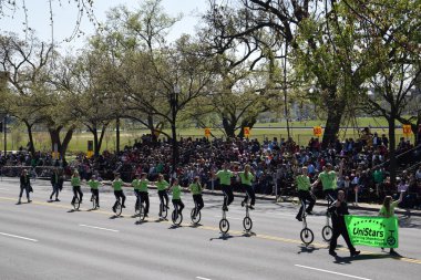 2016 Ulusal Cherry Blossom geçit töreninde Washington Dc