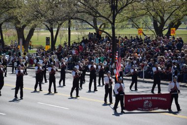 2016 Ulusal Cherry Blossom geçit töreninde Washington Dc
