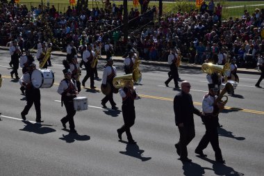 2016 Ulusal Cherry Blossom geçit töreninde Washington Dc