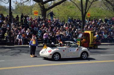2016 Ulusal Cherry Blossom geçit töreninde Washington Dc