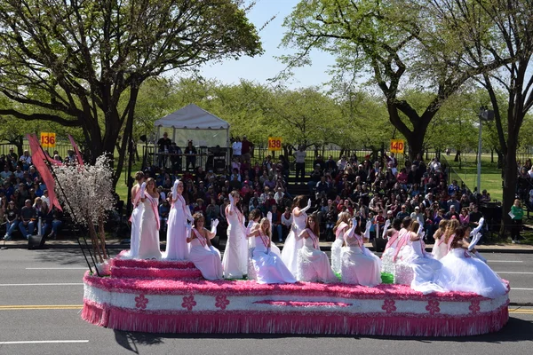 Desfile Nacional de Flores de Cerezo 2016 en Washington DC — Foto de Stock