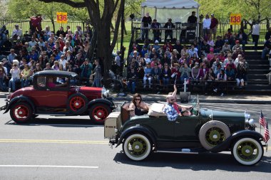 2016 Ulusal Cherry Blossom geçit töreninde Washington Dc