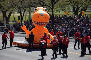 2016 Ulusal Cherry Blossom geçit töreninde Washington Dc