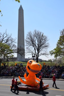2016 Ulusal Cherry Blossom geçit töreninde Washington Dc