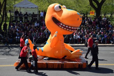 2016 Ulusal Cherry Blossom geçit töreninde Washington Dc