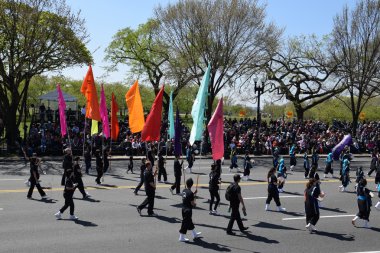 2016 Ulusal Cherry Blossom geçit töreninde Washington Dc