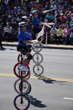2016 Ulusal Cherry Blossom geçit töreninde Washington Dc