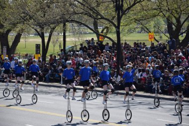 2016 Ulusal Cherry Blossom geçit töreninde Washington Dc
