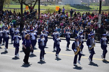 2016 Ulusal Cherry Blossom geçit töreninde Washington Dc