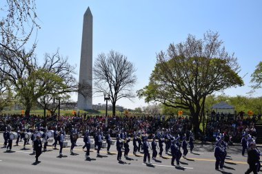2016 Ulusal Cherry Blossom geçit töreninde Washington Dc
