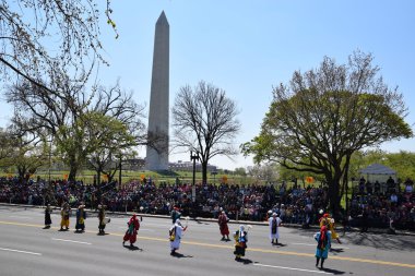 2016 Ulusal Cherry Blossom geçit töreninde Washington Dc