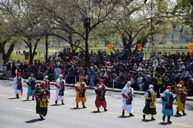 2016 Ulusal Cherry Blossom geçit töreninde Washington Dc