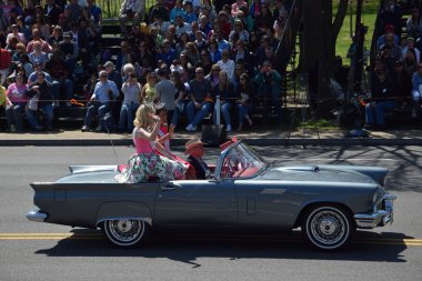 2016 Ulusal Cherry Blossom geçit töreninde Washington Dc