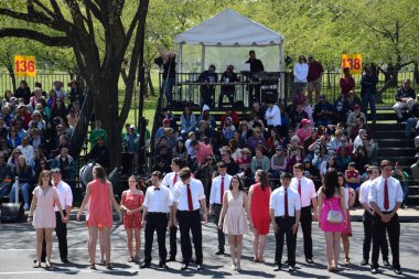 2016 Ulusal Cherry Blossom geçit töreninde Washington Dc
