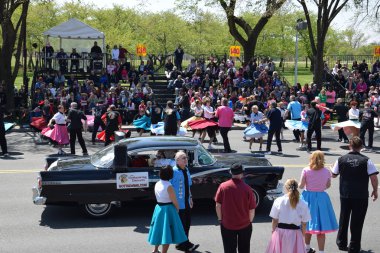 2016 Ulusal Cherry Blossom geçit töreninde Washington Dc