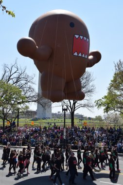 2016 Ulusal Cherry Blossom geçit töreninde Washington Dc