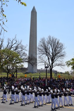 2016 Ulusal Cherry Blossom geçit töreninde Washington Dc