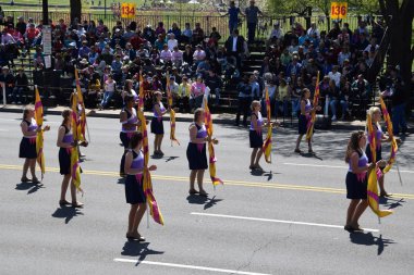 2016 Ulusal Cherry Blossom geçit töreninde Washington Dc