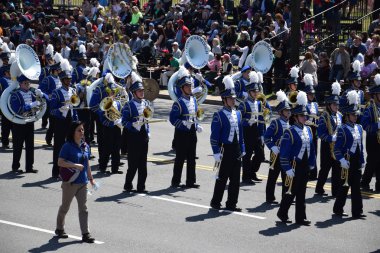 2016 Ulusal Cherry Blossom geçit töreninde Washington Dc