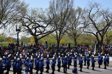 2016 Ulusal Cherry Blossom geçit töreninde Washington Dc