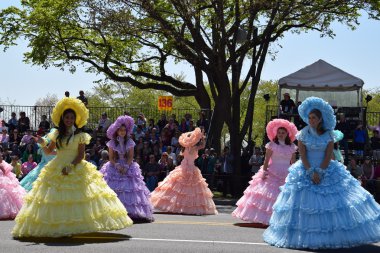 2016 Ulusal Cherry Blossom geçit töreninde Washington Dc