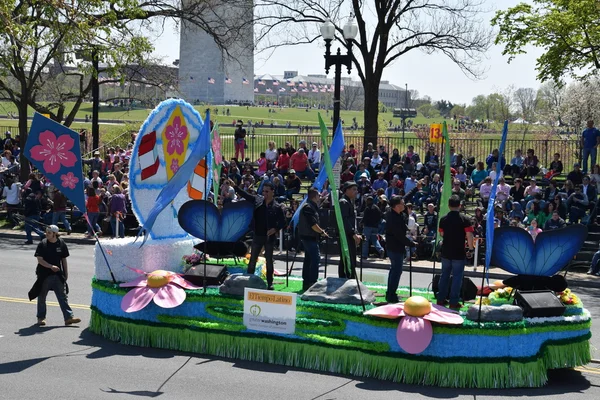 Desfile Nacional de Flores de Cerezo 2016 en Washington DC — Foto de Stock