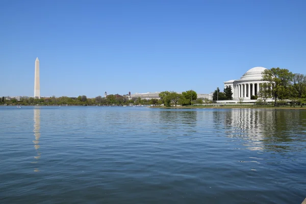 Memorial Thomas Jefferson y Monumento a Washington en Washington, DC — Foto de Stock