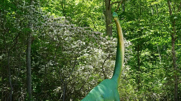 The Dinosaur Place at Nature 's Art Village in Montville, Connecticut — стоковое фото