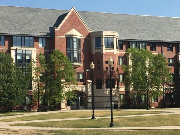 Slaapzalen bij de Universiteit van Connecticut (Uconn) in Storrs (Connecticut) — Stockfoto