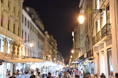 LISBON, PORTUGAL - 19 AUG: Portekiz 'de Lizbon Sokakları, 19 Ağustos 2016.