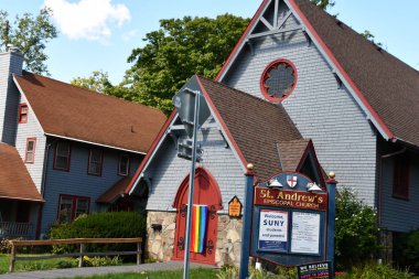 NEW PALTZ, New York - 5. Sezon 2020 'de New Paltz, New York' taki St Andrews Episcopal Kilisesi.