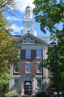 NEW PALTZ, NY - 5. SEP: van den Berg Öğrenme Merkezi New Paltz, New York Eyalet Üniversitesi Sep 5, 2021 'de görüldüğü üzere.