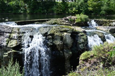 Paterson, New Jersey 'deki Passaic Nehri' nin Büyük Şelaleleri