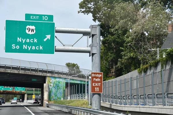 Nyack Sep Bridge Path Welcome Center Governor Mario Cuomo Bridge — стокове фото