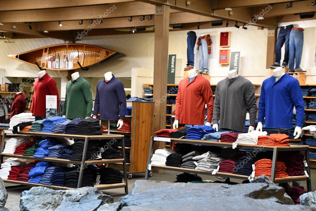 FREEPORT, ME - SEP 27: LL Bean Flagship Store in Freeport, Maine, as seen on Sep 27, 2020. The store is open 24 hours a day, 365 days a year. #439030150 - Larastock