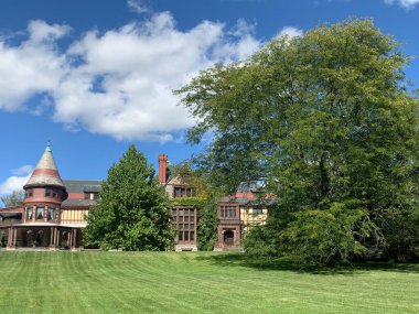 CANDAIGUA, NY - 18. SEP: Sonnenberg Gardens & Mansion, Canandaigua, New York, 18..