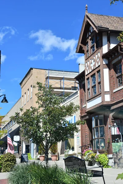 CANDAIGUA, NY - 18 Sep 2020 'de görüldüğü gibi Canandaigua, New York şehir merkezindeki ana cadde.