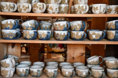 BLOOMFIELD, New York - 19 Eylül 2020 'de Bloomfield, New York' ta görülen Clay Pottery Büyücüsü.